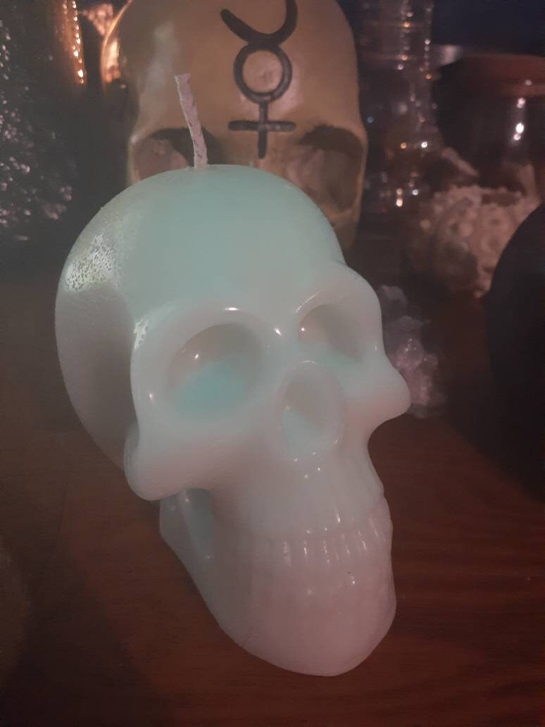 Extra Large 3D Human Skull Candle 3.5"x3"x4.5" Scented Glow-In-The-Dark for Halloween Samhain Wiccan Wicca Altar Supplies Pagan Witch Skulls